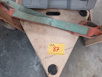 Lot 87 - karretje met trekriem - afbeelding 3 van  3