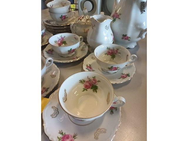 Lot 87 - koffieservies bavaria. 23 stuks - afbeelding 2 van  7