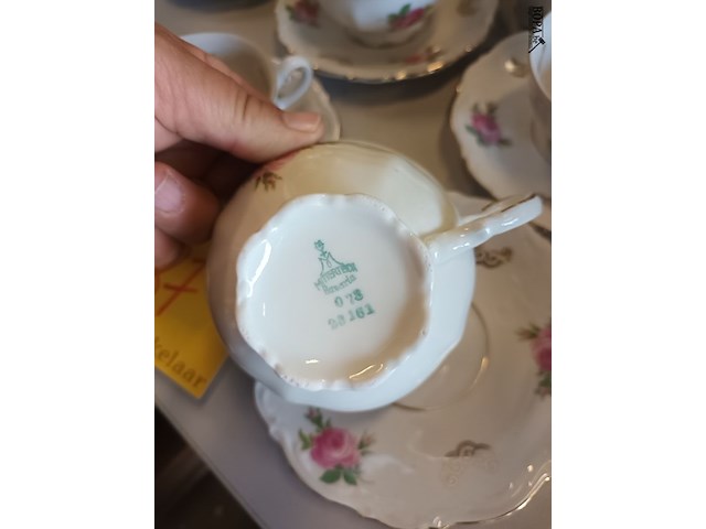 Lot 87 - koffieservies bavaria. 23 stuks - afbeelding 5 van  7