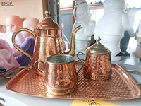 Lot 87 - koperen theeset - afbeelding 1 van  1