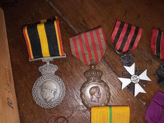 Lot 87 - medailles. 8 stuks - afbeelding 5 van  5