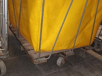 Lot 87 - transportkar - afbeelding 2 van  3