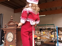 Lot 874 - pop op staander - afbeelding 4 van  4