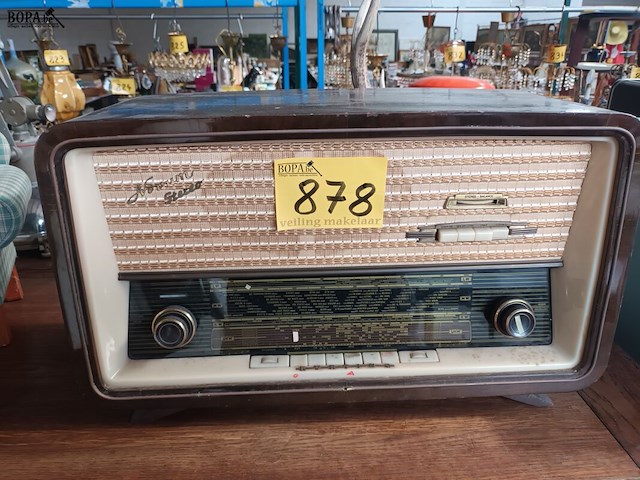 Lot 878 - antieke radio körting - afbeelding 1 van  5