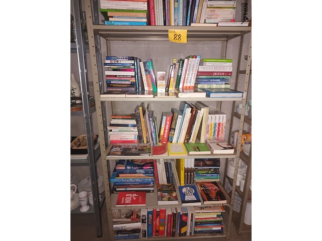 Lot 88 - boeken. 223 stuks - afbeelding 2 van  6