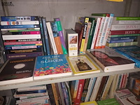 Lot 88 - boeken. 223 stuks - afbeelding 4 van  6