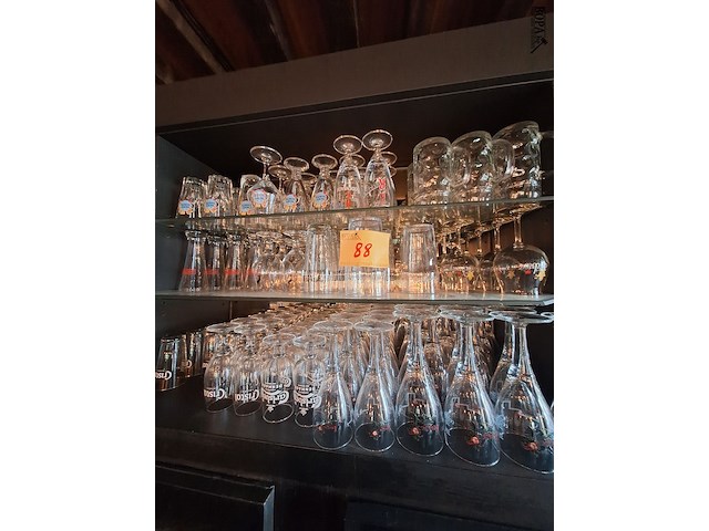 Lot 88 - diverse glazen - afbeelding 3 van  4