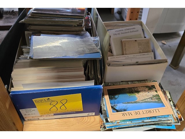 Lot 88 - groot lot postkaarten regionaal & internationaal - afbeelding 1 van  4