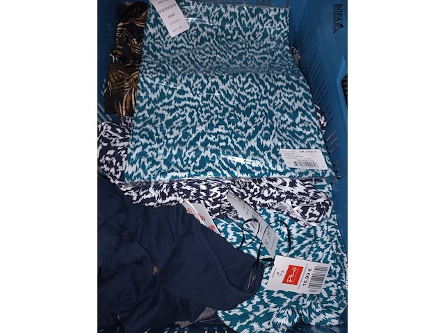 Lot 88 - kledij - afbeelding 5 van  6