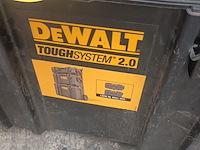 Lot 88 - materiaalkoffer dewalt met inhoud - afbeelding 3 van  6