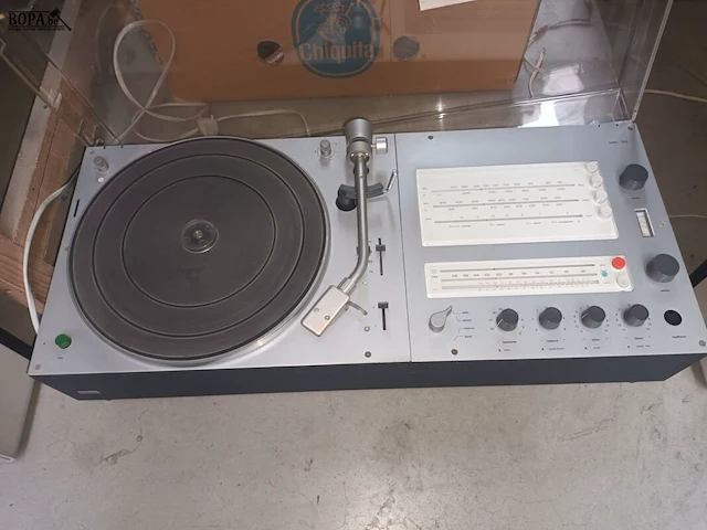 Lot 88 - muziekinstallatie braun - afbeelding 3 van  7