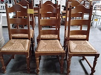Lot 88 - set van 6 houten eetkamerstoelen met rieten zitting en hoge - afbeelding 1 van  3