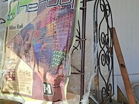 Lot 88 - vintage wijnrekken - afbeelding 3 van  4
