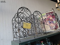 Lot 88 - vintage wijnrekken - afbeelding 4 van  4
