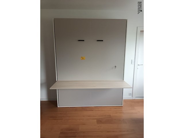 Lot 88 - wandkast met bureau en opklapbed - afbeelding 1 van  4