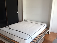 Lot 88 - wandkast met bureau en opklapbed - afbeelding 3 van  4