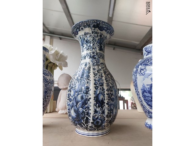 Lot 89 - blauwe vazen, 3 stuks - afbeelding 6 van  7