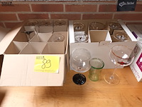 Lot 89 - diverse cocktailglazen. 17 stuks - afbeelding 1 van  4