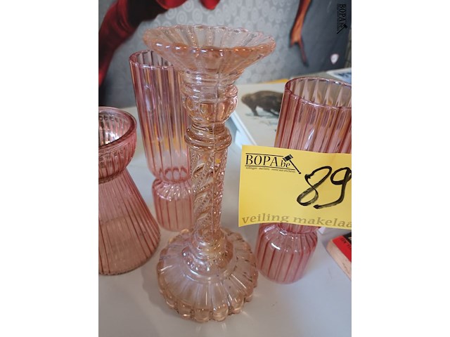 Lot 89 - glaswerk. 4 stuks - afbeelding 4 van  4
