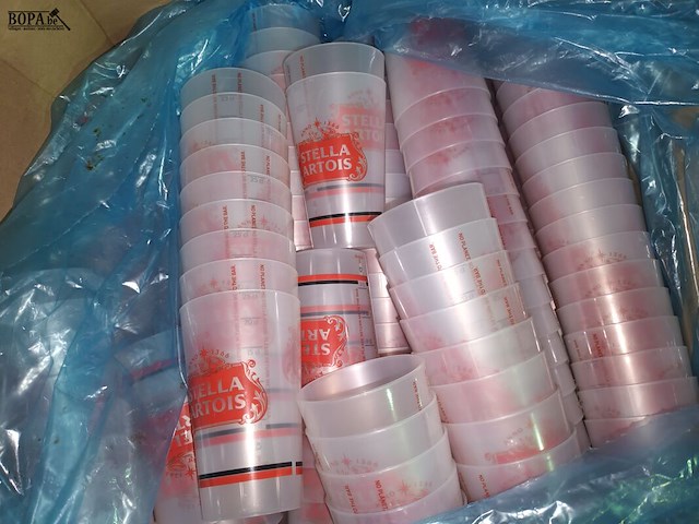 Lot 89 - herbruikbare bekers. 2 dozen - afbeelding 2 van  4