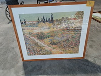 Lot 89 - ingelijste poster tuin te arles van van gogh - afbeelding 1 van  2