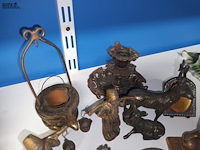 Lot 89 - koperen decoratie. 9 stuks - afbeelding 3 van  4