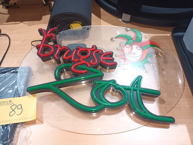 Lot 89 - licht reclame borden. 2 stuks - afbeelding 2 van  3