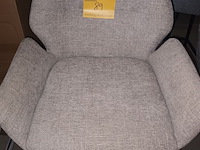 Lot 89 - roterende armbarkruk lance. 2 stuks - afbeelding 2 van  6