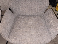 Lot 89 - roterende armbarkruk lance. 2 stuks - afbeelding 3 van  6