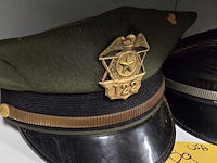 Lot 89 - usa 2 kepies en 1 pet - afbeelding 2 van  4