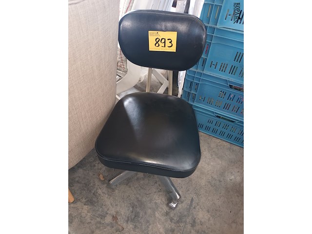 Lot 893 - retro bureaustoel - afbeelding 1 van  5