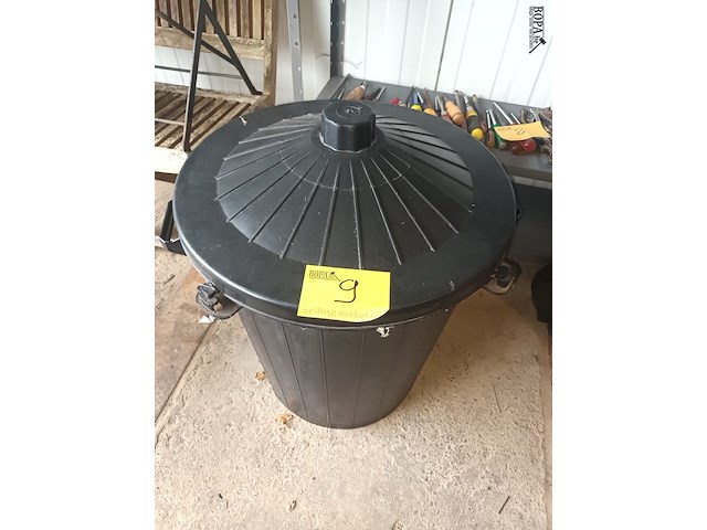 Lot 9 - afvalbak met deksel - afbeelding 1 van  3