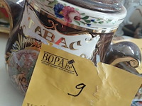 Lot 9 - antieke tabakspot h. bequet - afbeelding 2 van  3