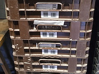 Lot 9 - bruine stapelbakken 9 stuks