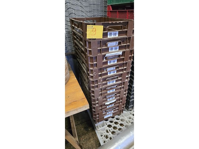 Lot 9 - bruine stapelbakken 9 stuks - afbeelding 2 van  2