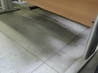 Lot 9 - bureel met aanbouw - afbeelding 2 van  4