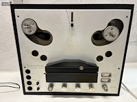 Lot 9 - carad professional stereo - afbeelding 1 van  3