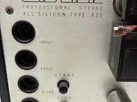 Lot 9 - carad professional stereo - afbeelding 2 van  3