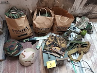 Lot 9 - decoratie thema army. ca. 20 stuks