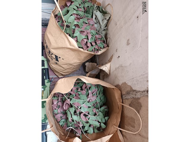 Lot 9 - decoratie thema army. ca. 20 stuks - afbeelding 7 van  7