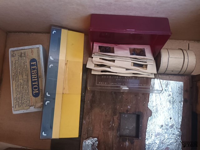 Lot 9 - dia’s, filmscanner en antieke kijker - afbeelding 5 van  6