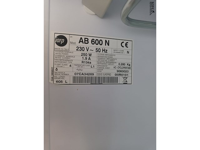 Lot 9 - diepvrieskast - afbeelding 4 van  4