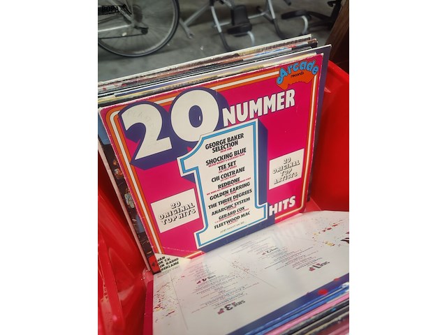 Lot 9 - elpees en singles - 25 stuks - afbeelding 4 van  6