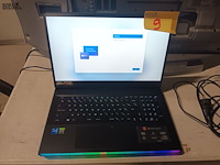 Lot 9 - gaming laptop raider
