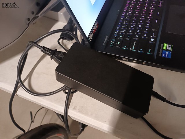 Lot 9 - gaming laptop raider - afbeelding 4 van  6