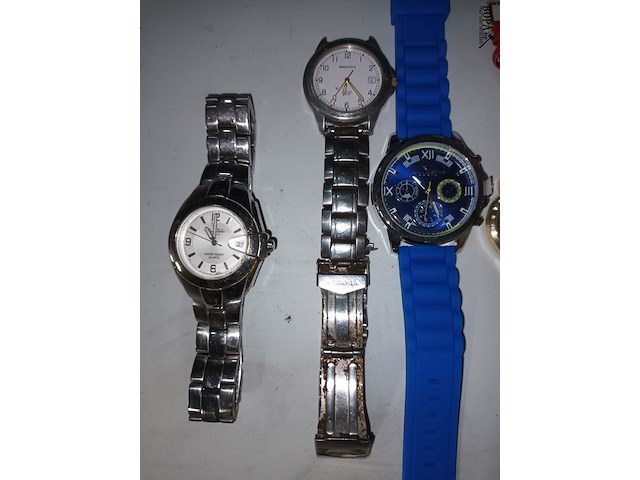 Lot 9 - heren polshorloges. 9 stuks - afbeelding 2 van  6