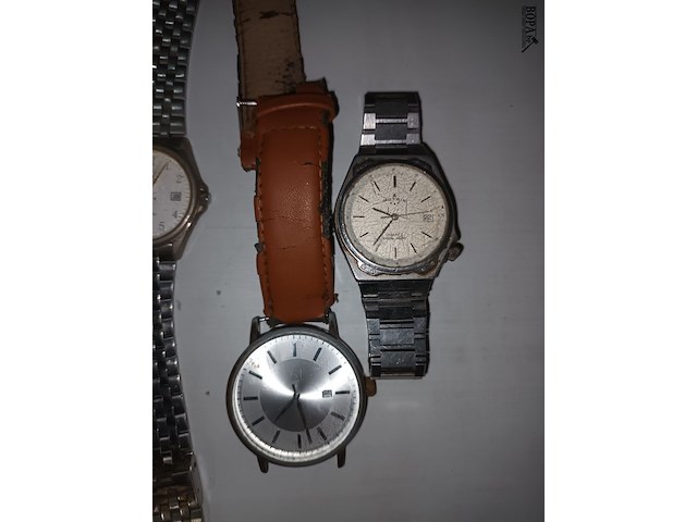 Lot 9 - heren polshorloges. 9 stuks - afbeelding 5 van  6