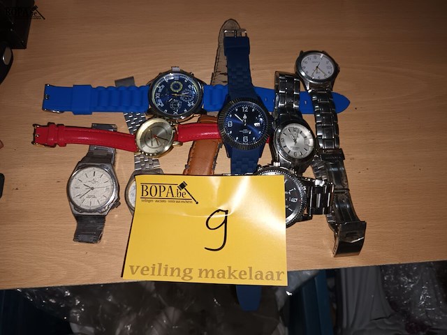 Lot 9 - heren polshorloges. 9 stuks - afbeelding 6 van  6
