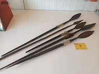Lot 9 - houten afrikaanse speren. 5 stuks