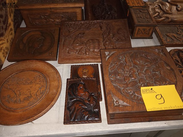Lot 9 - houten decoratie. 16 stuks - afbeelding 4 van  7